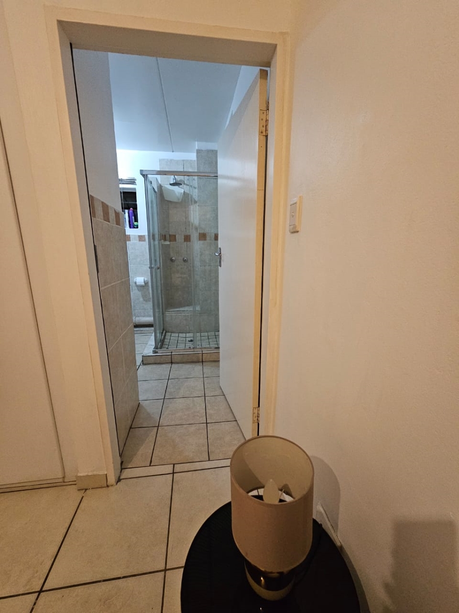 To Let 3 Bedroom Property for Rent in Erand Gardens Gauteng