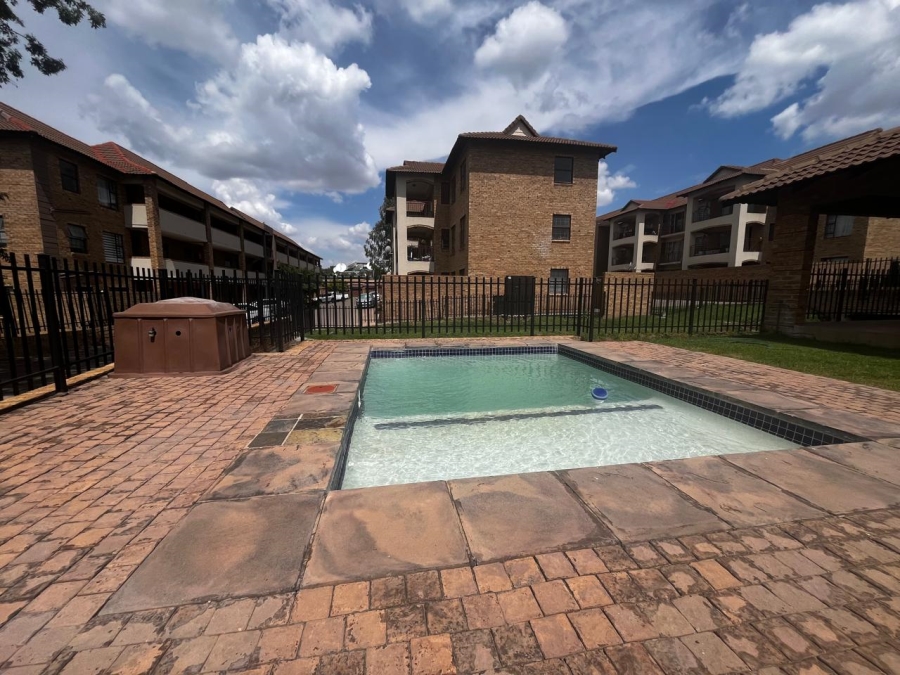 To Let 3 Bedroom Property for Rent in Erand Gardens Gauteng