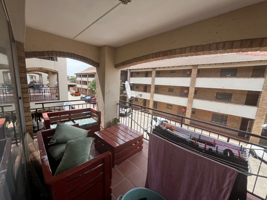 To Let 3 Bedroom Property for Rent in Erand Gardens Gauteng