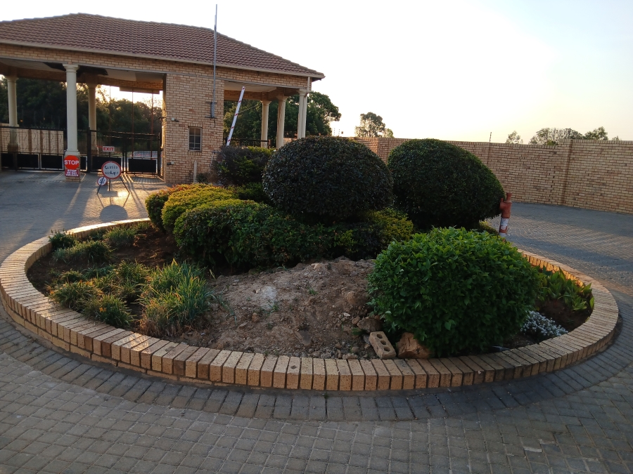 2 Bedroom Property for Sale in Greenhills Gauteng