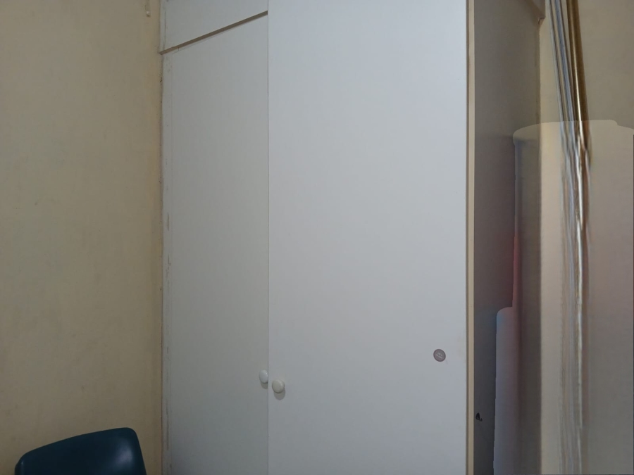 2 Bedroom Property for Sale in Greenhills Gauteng