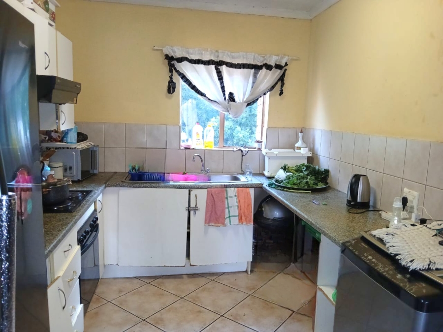 2 Bedroom Property for Sale in Greenhills Gauteng