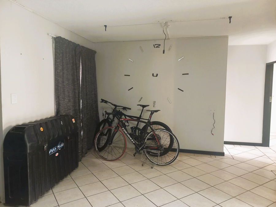 2 Bedroom Property for Sale in Eco Park Gauteng