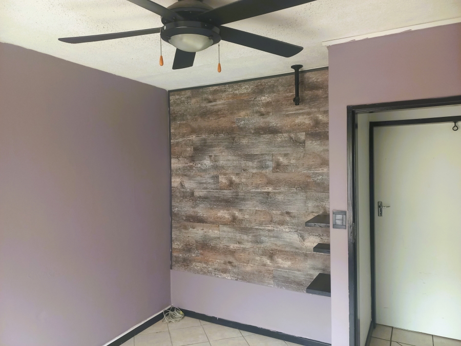 2 Bedroom Property for Sale in Eco Park Gauteng