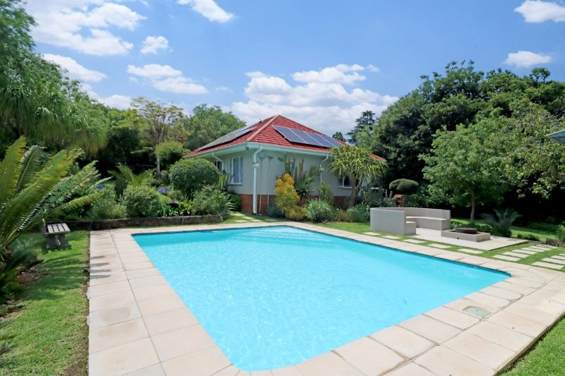 4 Bedroom Property for Sale in Robindale Gauteng