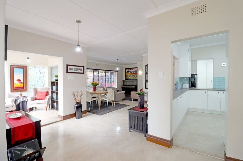 4 Bedroom Property for Sale in Robindale Gauteng