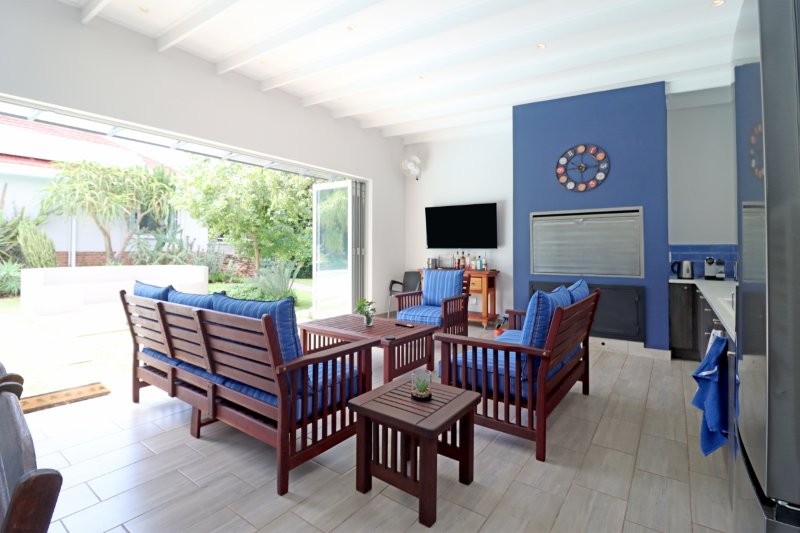 4 Bedroom Property for Sale in Robindale Gauteng