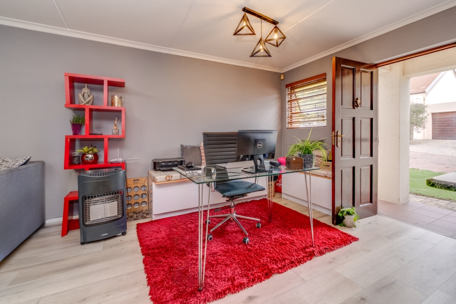 To Let 3 Bedroom Property for Rent in Sunninghill Gauteng