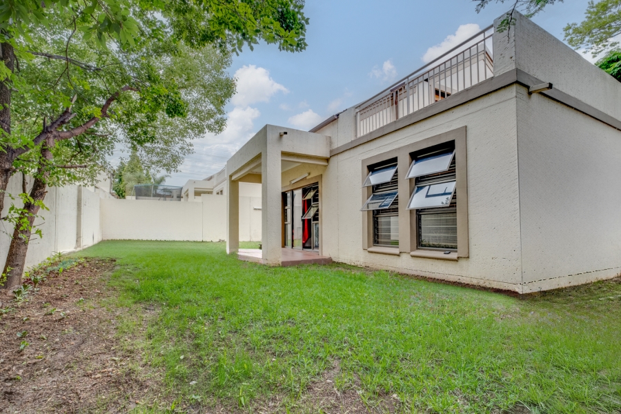 To Let 3 Bedroom Property for Rent in Sunninghill Gauteng