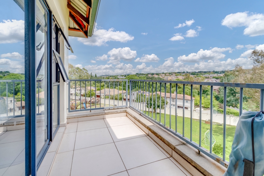 To Let 2 Bedroom Property for Rent in Barbeque Downs Gauteng