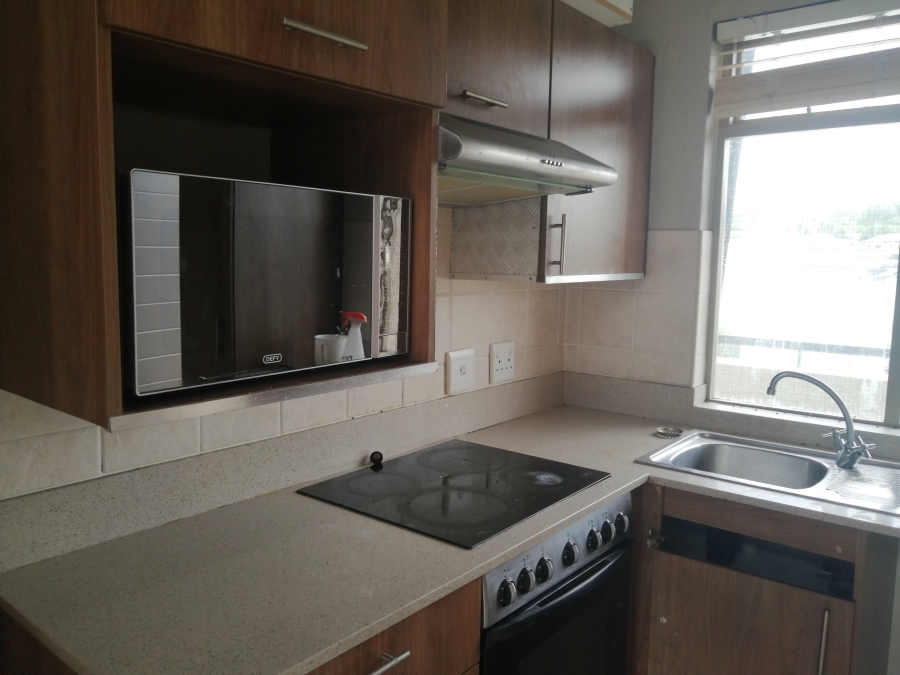 To Let 2 Bedroom Property for Rent in Lonehill Gauteng