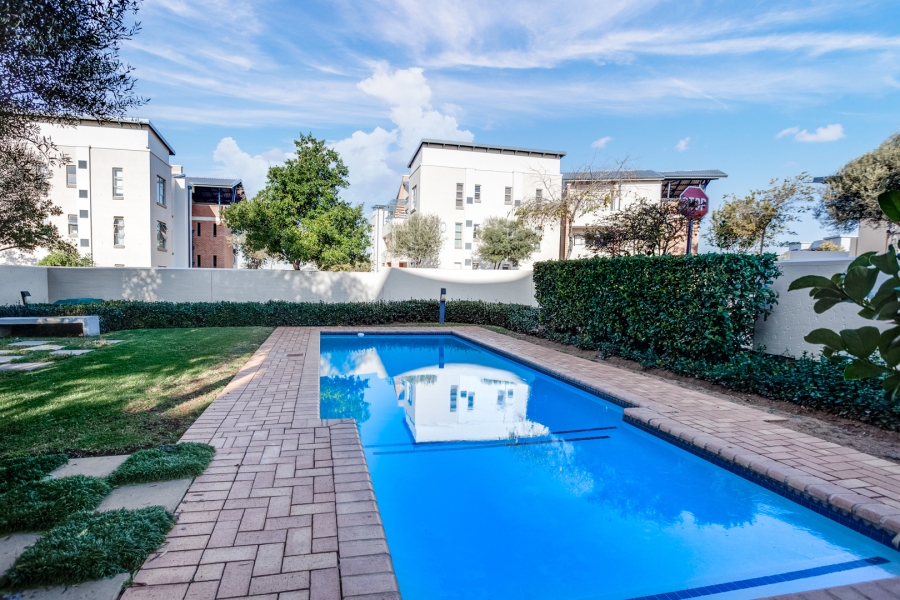 To Let 2 Bedroom Property for Rent in Lonehill Gauteng
