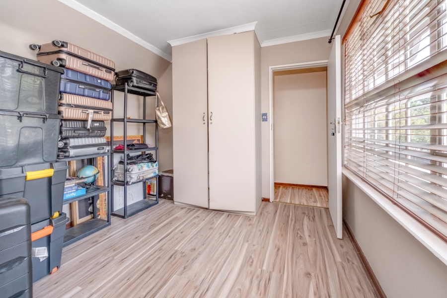 6 Bedroom Property for Sale in Lonehill Gauteng