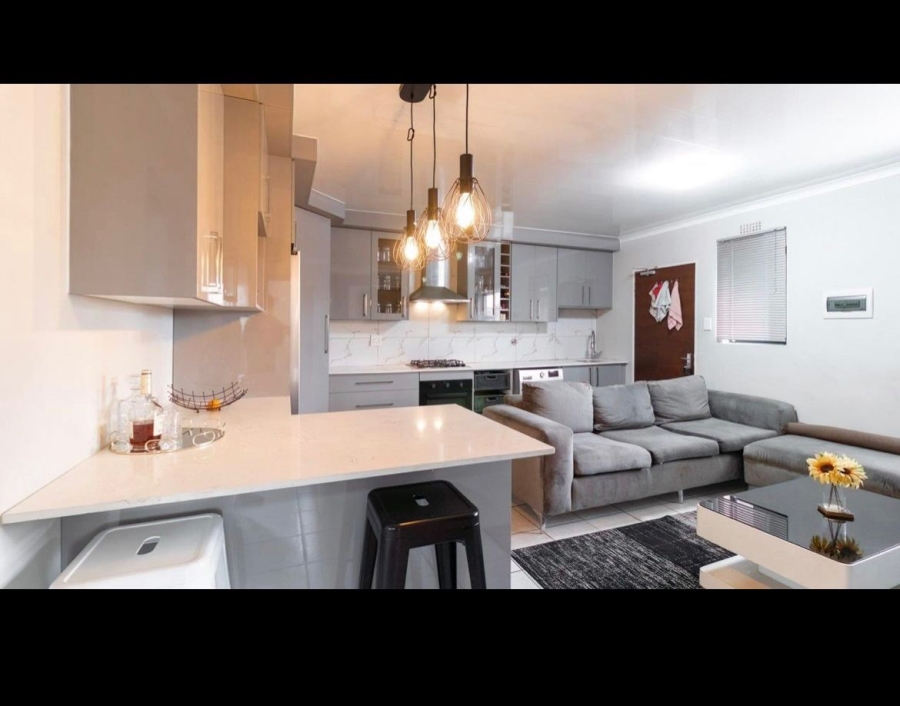 3 Bedroom Property for Sale in Kenleaf Gauteng