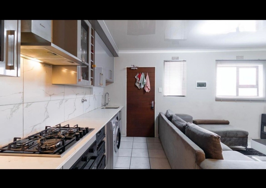 3 Bedroom Property for Sale in Kenleaf Gauteng