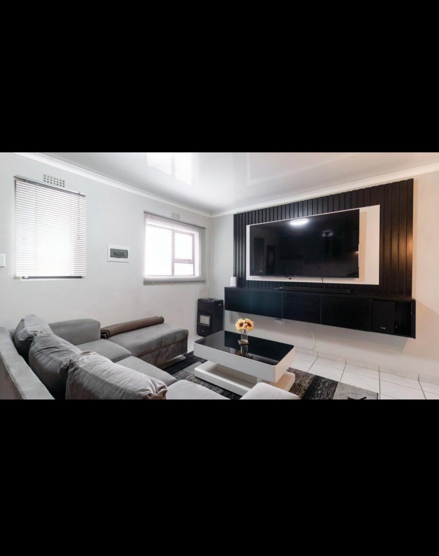 3 Bedroom Property for Sale in Kenleaf Gauteng