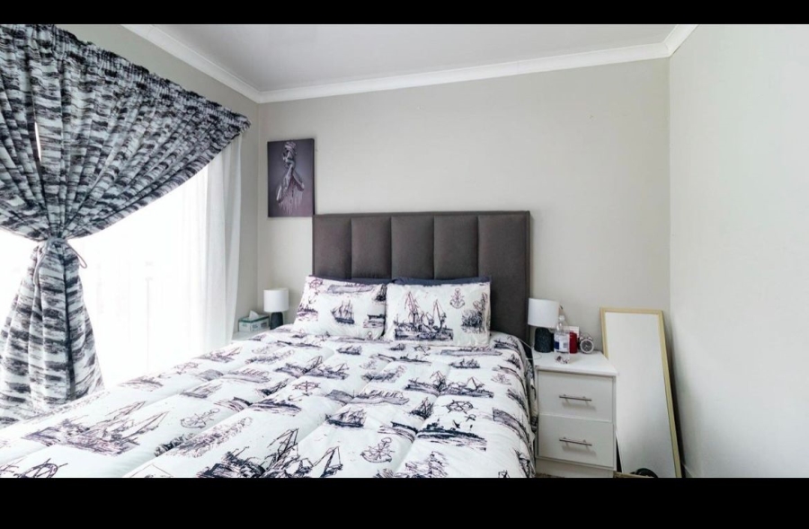 3 Bedroom Property for Sale in Kenleaf Gauteng