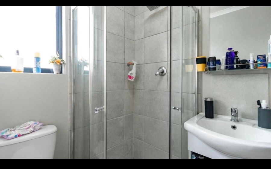 3 Bedroom Property for Sale in Kenleaf Gauteng