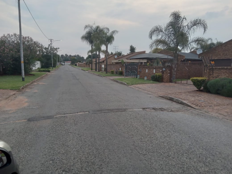 2 Bedroom Property for Sale in Edelweiss Gauteng