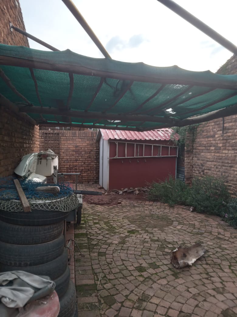 2 Bedroom Property for Sale in Edelweiss Gauteng