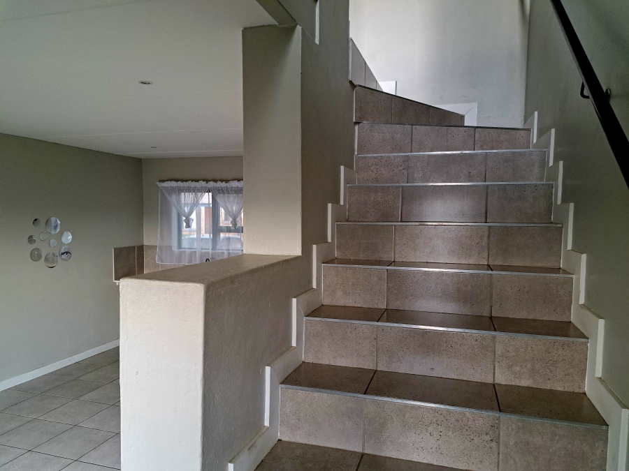 To Let 2 Bedroom Property for Rent in Albertsdal Gauteng