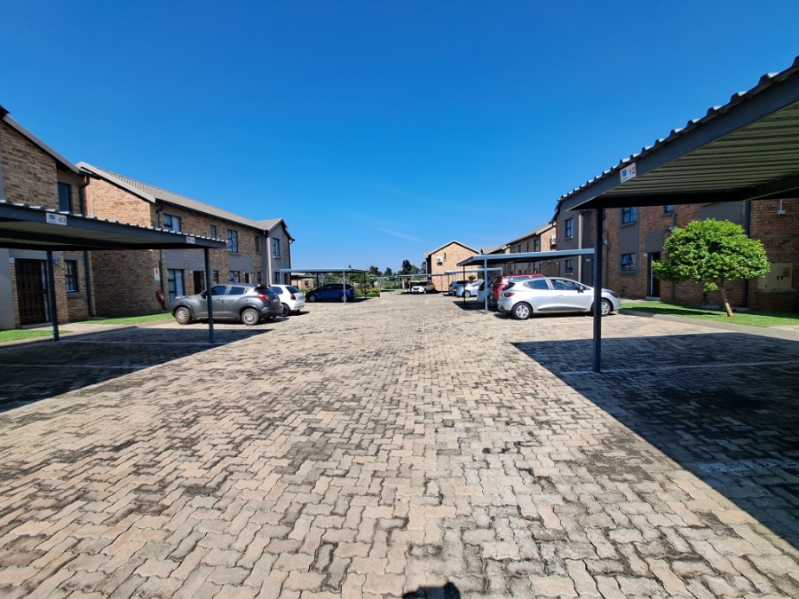 To Let 2 Bedroom Property for Rent in Albertsdal Gauteng