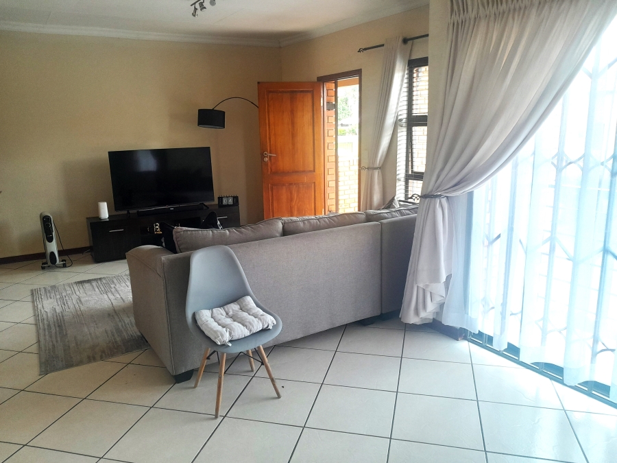 To Let 2 Bedroom Property for Rent in Meyersdal Gauteng