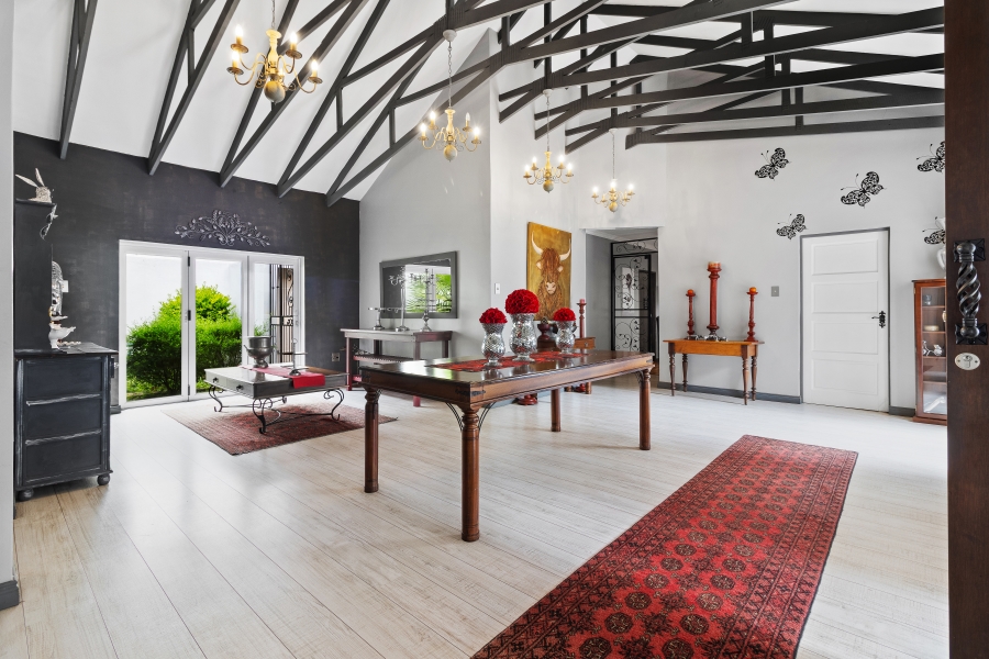 5 Bedroom Property for Sale in Bryanston Gauteng