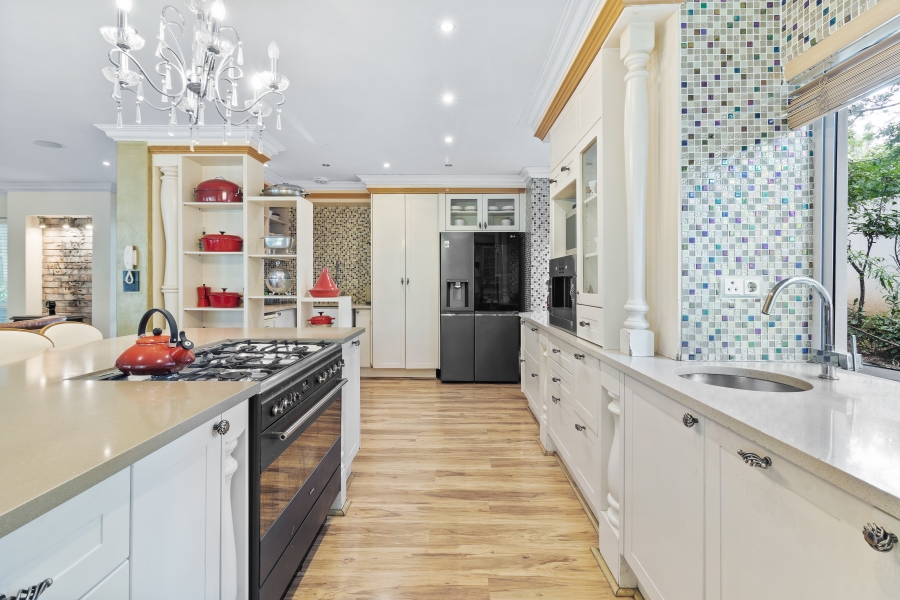 5 Bedroom Property for Sale in Bryanston Gauteng