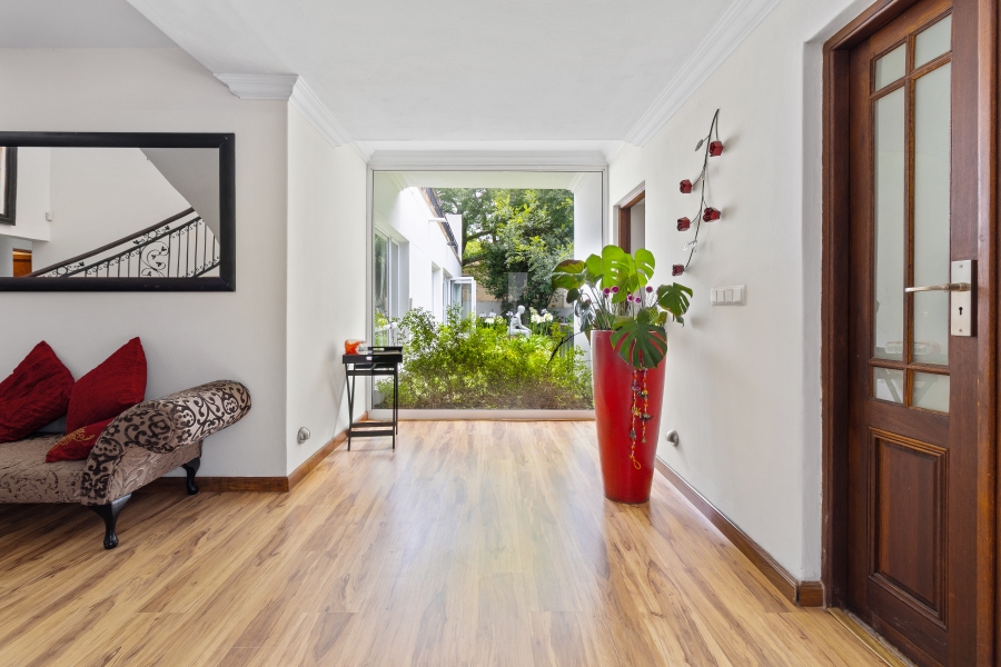 5 Bedroom Property for Sale in Bryanston Gauteng