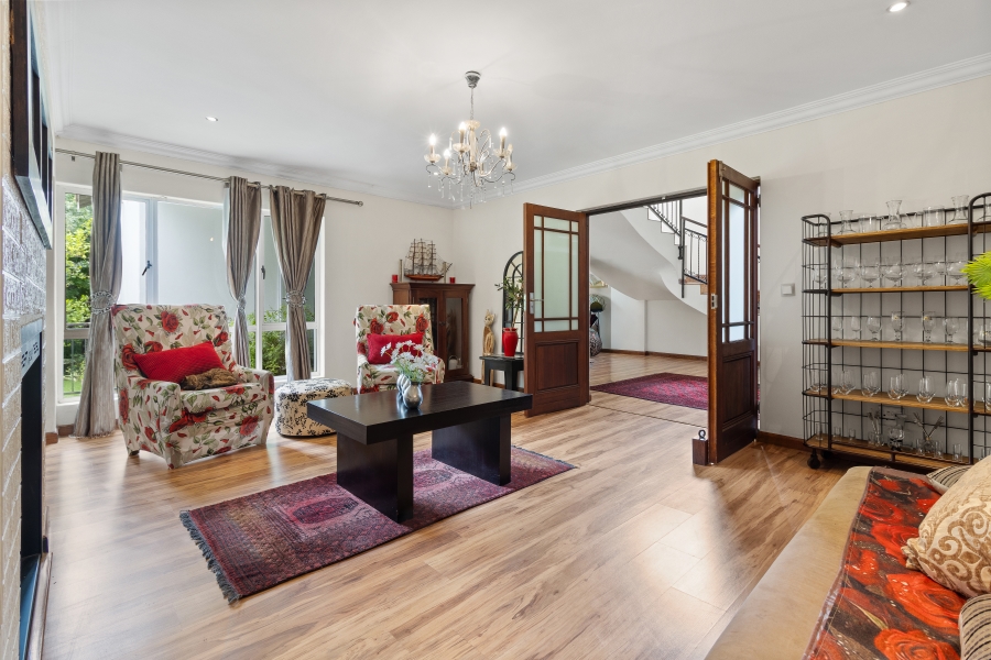 5 Bedroom Property for Sale in Bryanston Gauteng