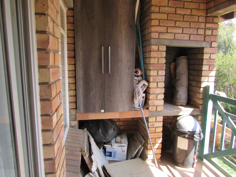 2 Bedroom Property for Sale in Westonaria Gauteng