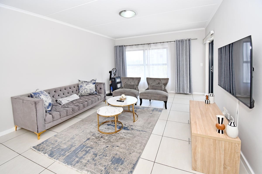 2 Bedroom Property for Sale in Greenstone Hill Gauteng