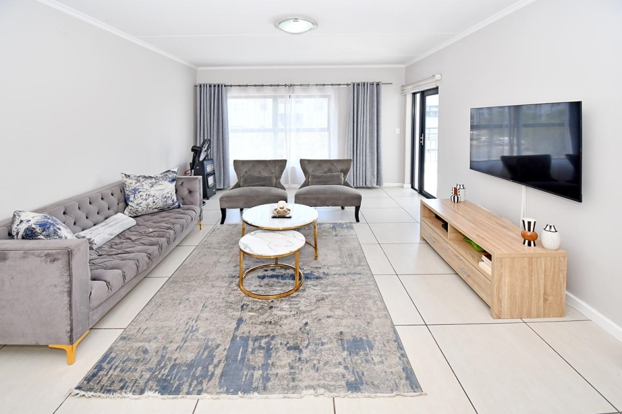 2 Bedroom Property for Sale in Greenstone Hill Gauteng