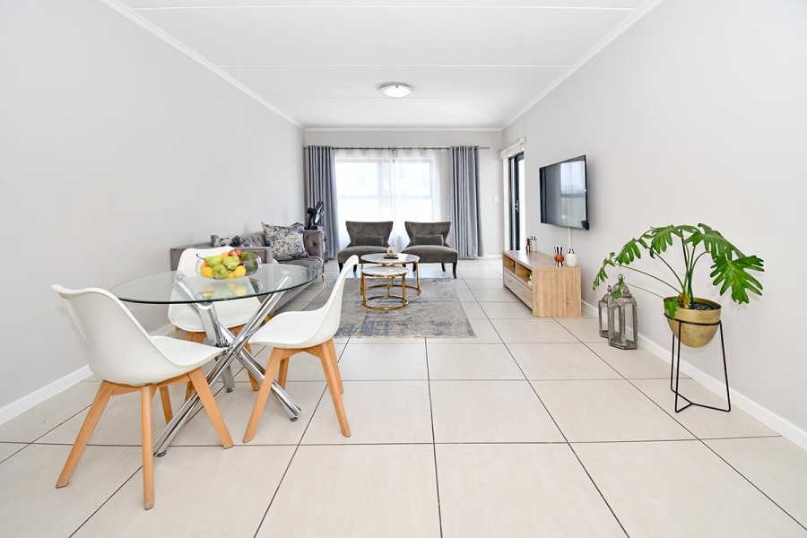 2 Bedroom Property for Sale in Greenstone Hill Gauteng