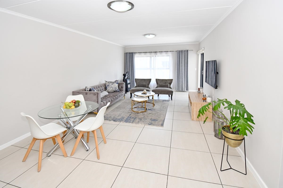 2 Bedroom Property for Sale in Greenstone Hill Gauteng