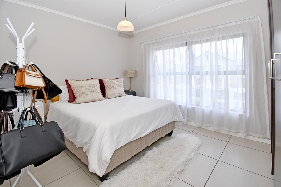 2 Bedroom Property for Sale in Greenstone Hill Gauteng