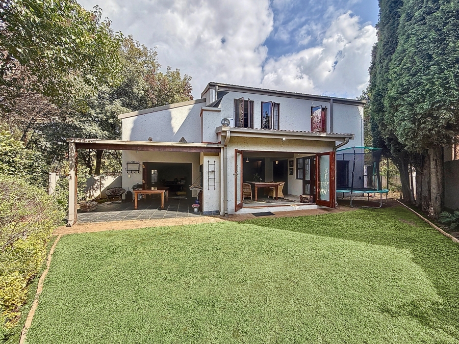 5 Bedroom Property for Sale in Menlo Park Gauteng