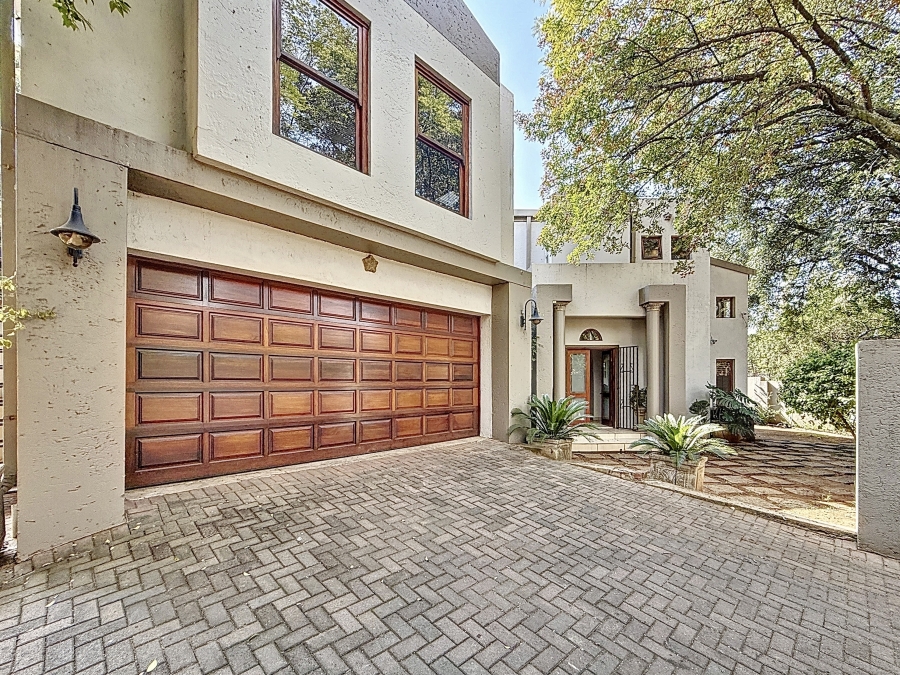 5 Bedroom Property for Sale in Menlo Park Gauteng