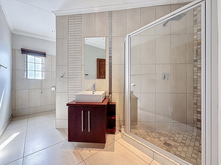 5 Bedroom Property for Sale in Menlo Park Gauteng