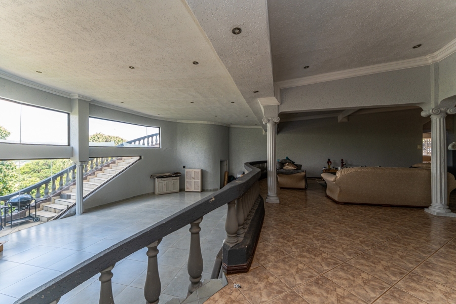 5 Bedroom Property for Sale in Roodekrans Gauteng