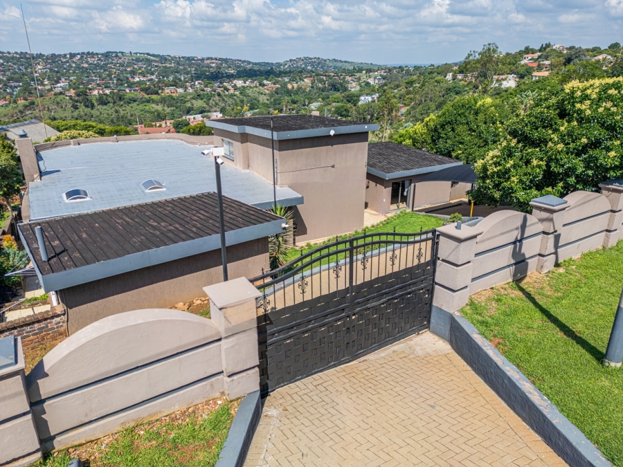 5 Bedroom Property for Sale in Roodekrans Gauteng