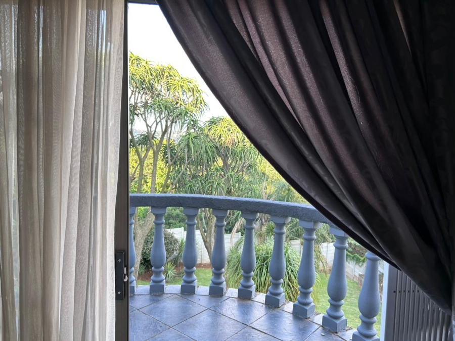 5 Bedroom Property for Sale in Roodekrans Gauteng