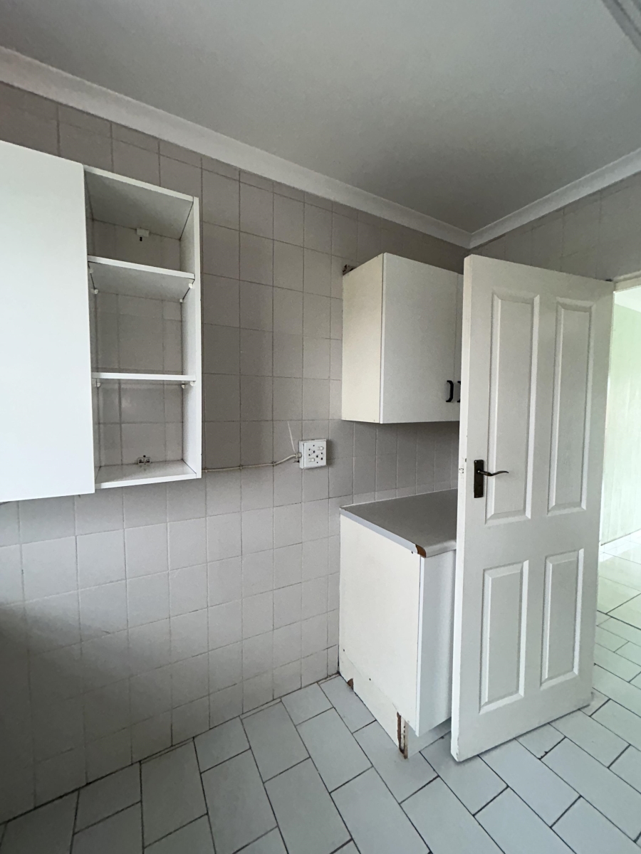 2 Bedroom Property for Sale in Discovery Gauteng