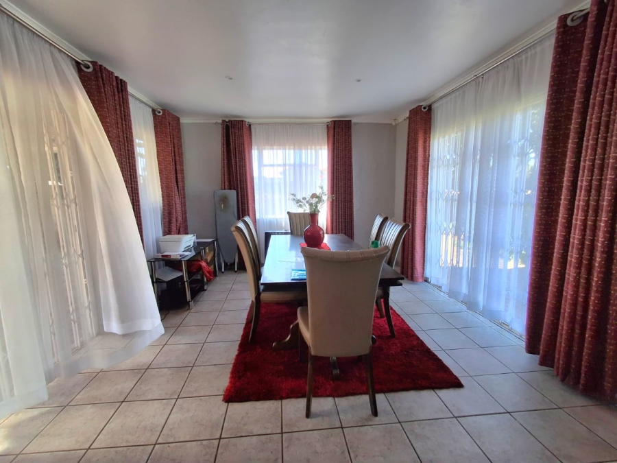 3 Bedroom Property for Sale in Ravenswood Gauteng