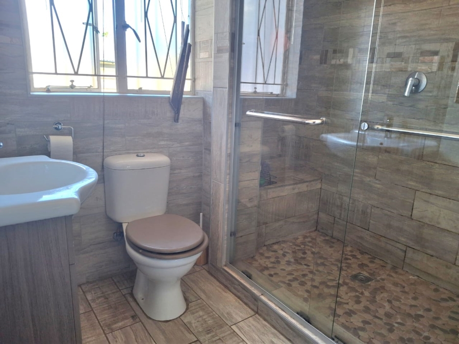 3 Bedroom Property for Sale in Ravenswood Gauteng