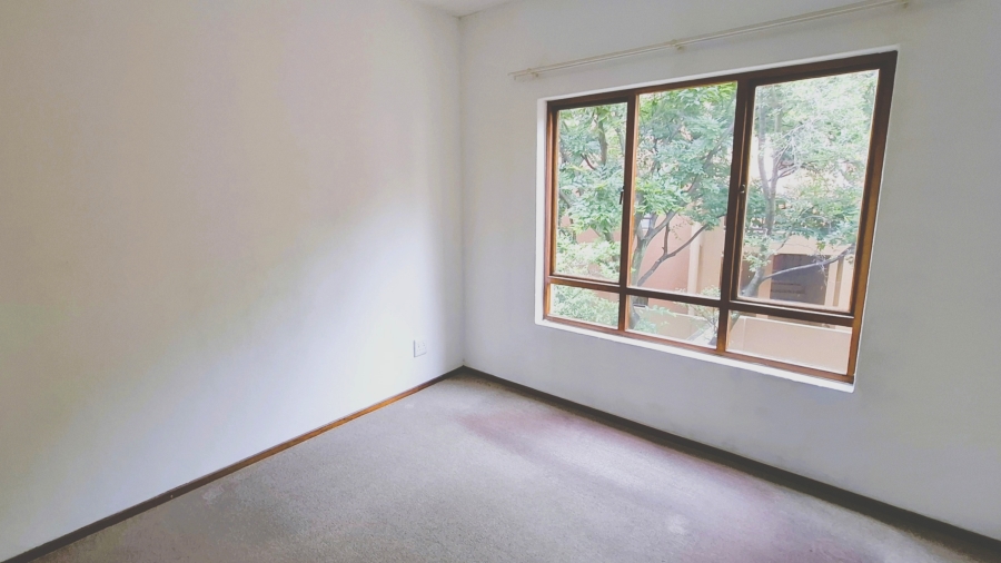 1 Bedroom Property for Sale in Douglasdale Gauteng