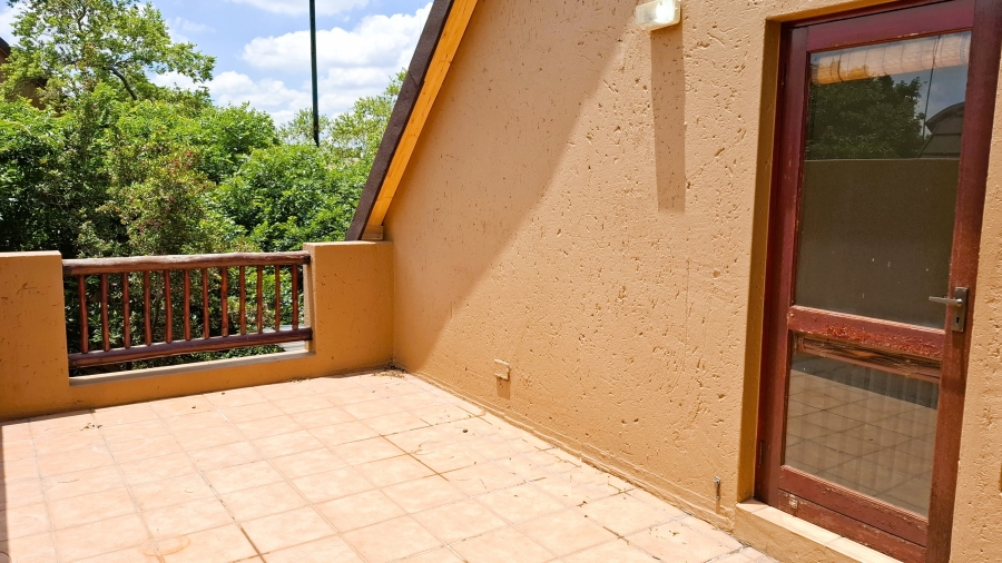 1 Bedroom Property for Sale in Douglasdale Gauteng