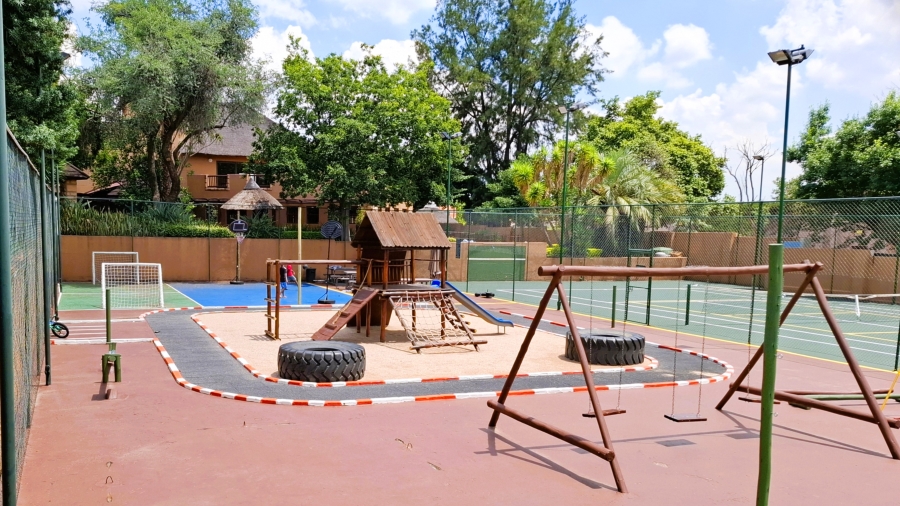 1 Bedroom Property for Sale in Douglasdale Gauteng