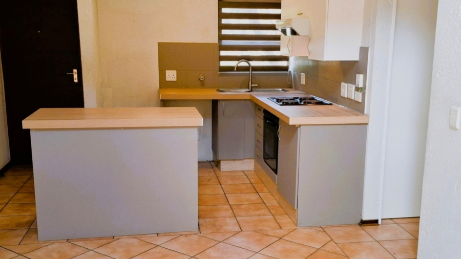 1 Bedroom Property for Sale in Douglasdale Gauteng
